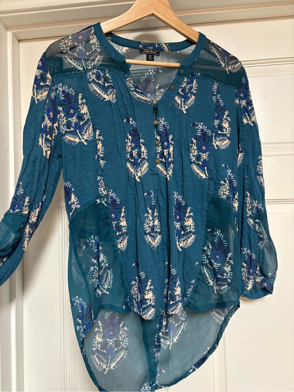 Lucky Brand Blue Floral Sheer Button-Front Blouse